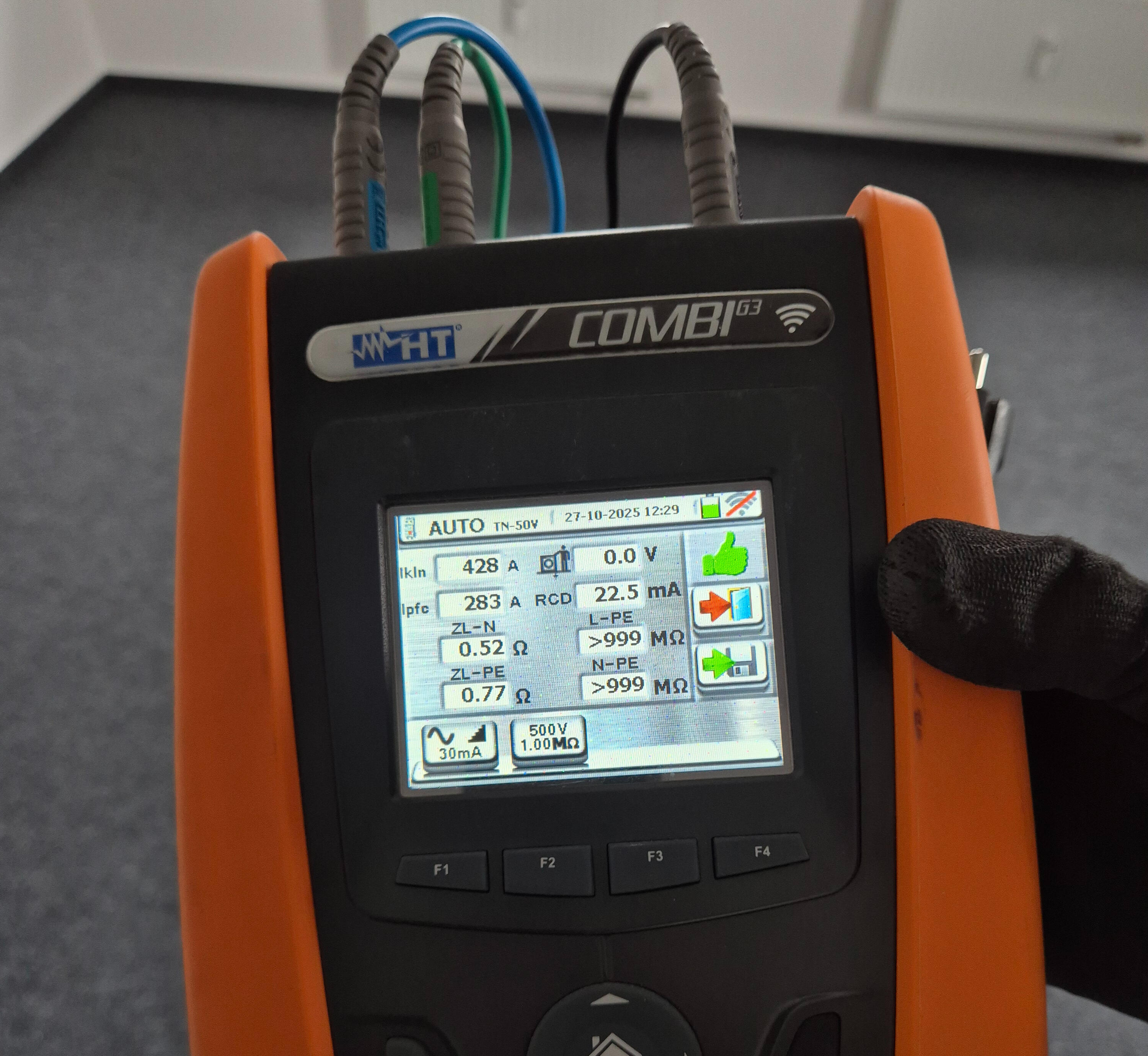 Prüfung elektrischer Anlagen Prüfung elektrischer Anlagen